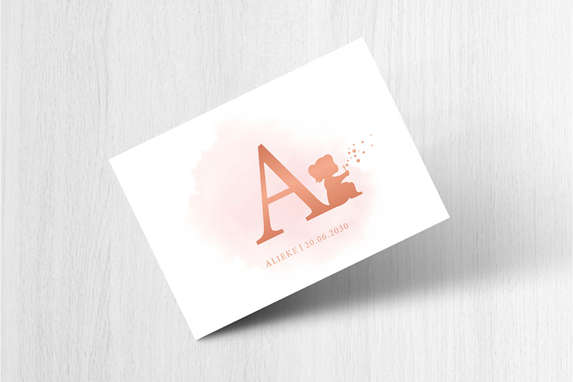Meisje met letter
